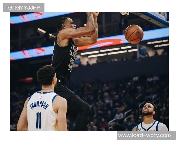 克拉克斯顿表现出色两双数据助力球队赢得胜利贡献10分11篮板3助攻2盖帽